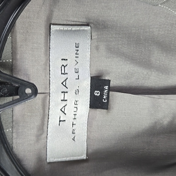 Tahari ASL Sophisticated Gray Pinstripe 3pc Women's Pants Suit, Sz 8 Career Work - Picture 4 of 14